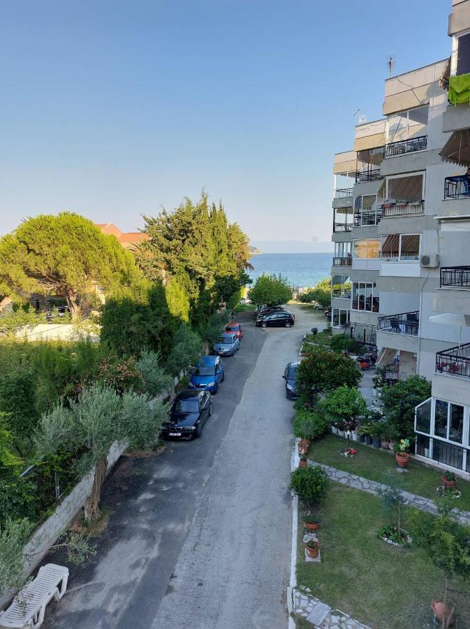 Luminosa Seaview Apartment Nea Iraklitsa Εξωτερικό φωτογραφία